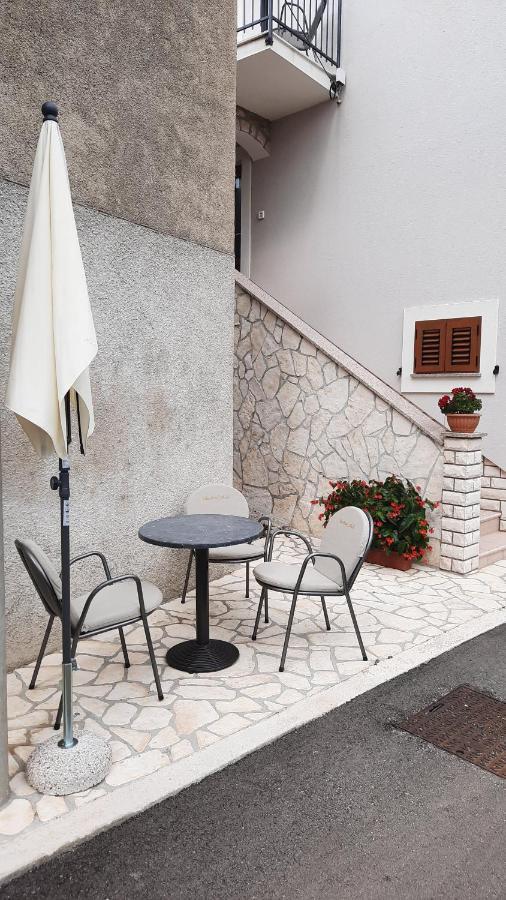 Apartmani Muzic Orlec Экстерьер фото