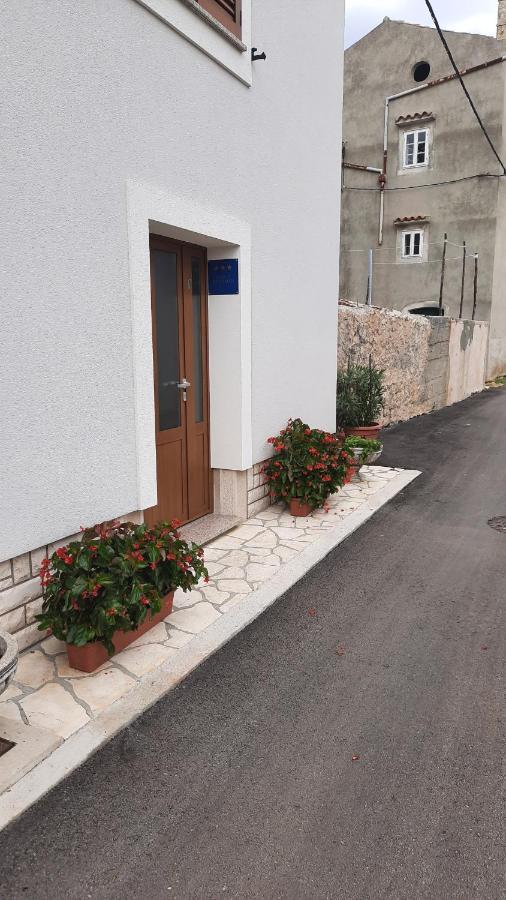 Apartmani Muzic Orlec Экстерьер фото