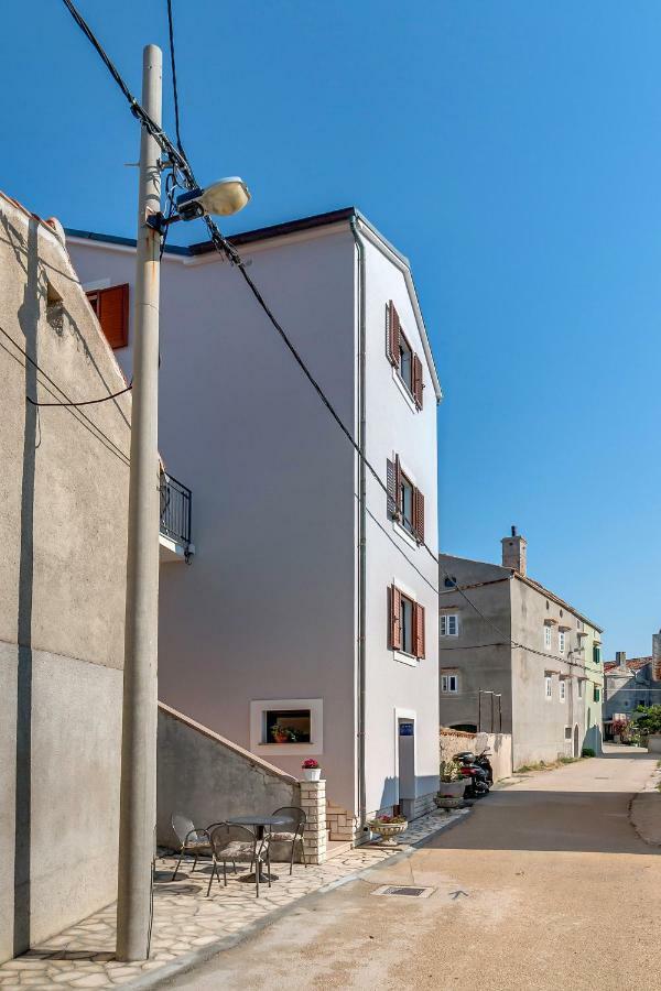 Apartmani Muzic Orlec Экстерьер фото